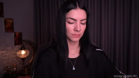 Holly Linder online show from 12/04/24, 01:36