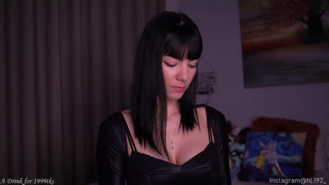 Holly Linder online show from 01/12/25, 01:53