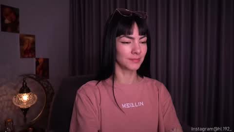 Holly Linder online show from 02/20/25, 01:46