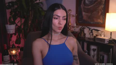 Holly Linder online show from 04/11/26, 02:16