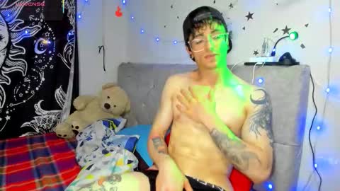 Hades and Persefone online show from 02/12/26, 11:33