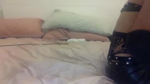 EDGED DICK online show from 04/19/26, 06:32