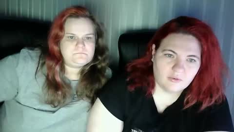 HollyXEva online show from 01/14/26, 08:25