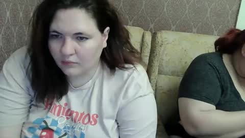 HollyXEva online show from 04/20/26, 06:31