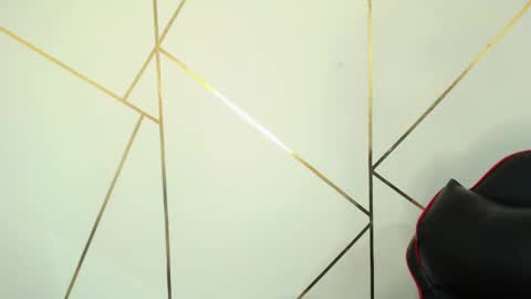 holly online show from 02/20/25, 01:57