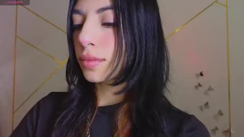 holly online show from 11/05/25, 09:20