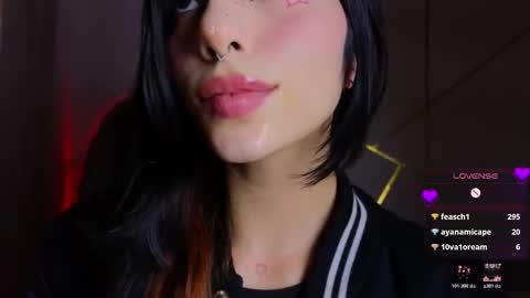 holly online show from 12/03/25, 12:29