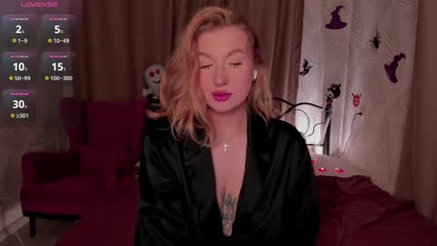 Emma online show from 10/25/25, 01:24