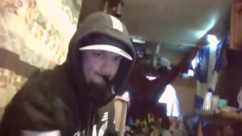 Holter online show from 04/05/26, 05:10