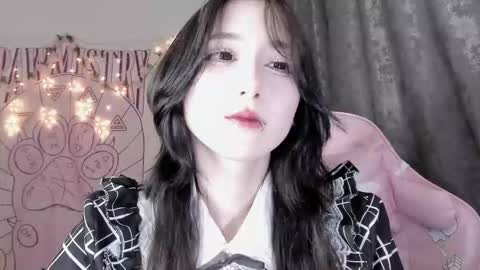 Ho Lee Sheet online show from 10/10/25, 03:44