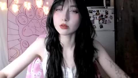 Ho Lee Sheet online show from 03/15/26, 04:57