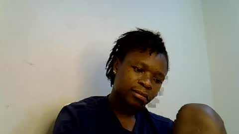 Snapshot of holy_ebony chatting on 06/18/26, 09:14 holy_ebony online show from 06/18/26, 09:14