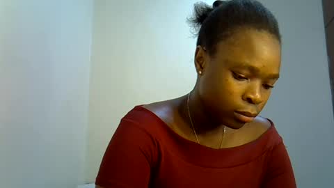 Snapshot of holy_ebony chatting on 07/01/26, 03:23 holy_ebony online show from 07/01/26, 03:23