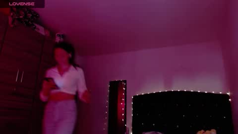 Juli online show from 09/16/25, 08:32