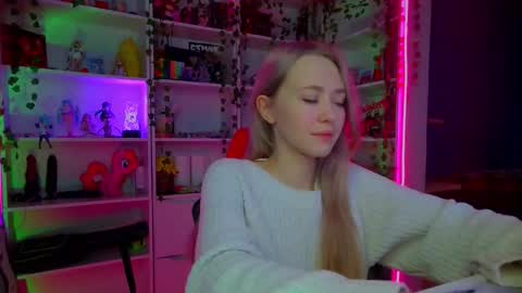 Rumi online show from 10/14/25, 12:17