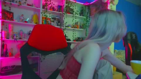 Rumi online show from 11/09/25, 09:40