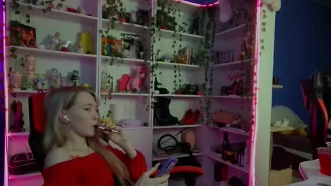 Rumi online show from 11/30/25, 10:08