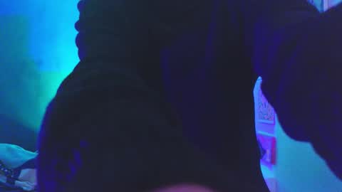      online show from 10/01/25, 10:05