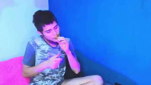      online show from 01/19/26, 03:54