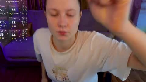 holybabydoll online show from 11/16/25, 05:02