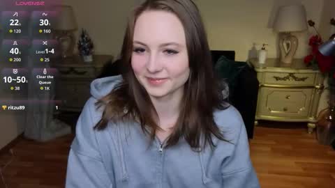 holybabydoll online show from 01/10/26, 11:23