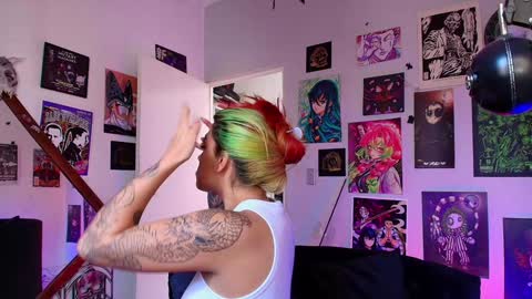   online show from 02/04/25, 03:15