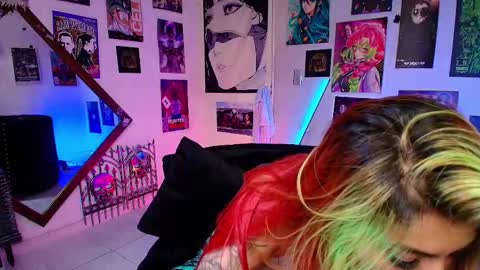   online show from 02/09/25, 07:52