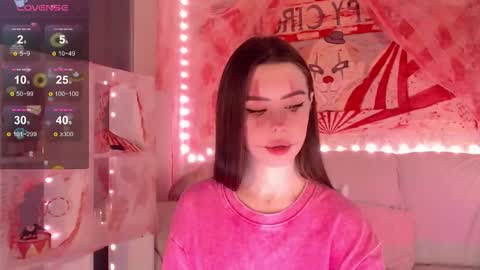 Mia online show from 10/24/25, 03:47