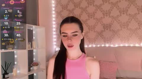 Mia online show from 11/14/25, 03:38