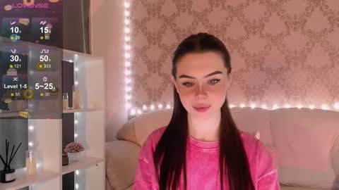 Mia online show from 11/26/25, 03:40