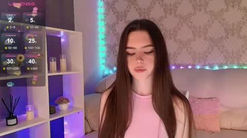 Mia online show from 05/19/26, 03:46