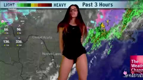 Snapshot of honeeeey_ chatting on 02/02/26, 10:30 honeeeey_ online show from 02/02/26, 10:30