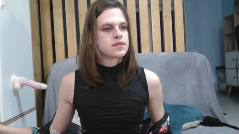 Honelints boyblonde hair AsterMIntfemboybrown hair online show from 01/09/25, 11:34