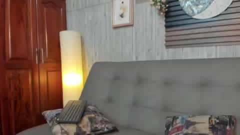 honey  monroe online show from 01/09/26, 08:43