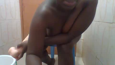 honey_beb online show from 12/18/25, 10:16