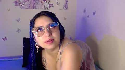 Snapshot of honey_buns_1 chatting on 09/30/25, 11:37 mimi online show from 09/30/25, 11:37