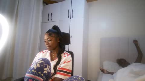 honey drop online show from 04/12/26, 10:26