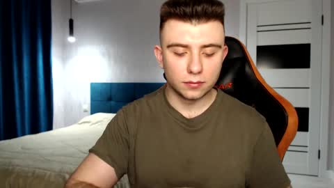 Wolfy online show from 12/30/24, 12:22