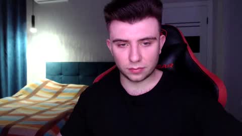 Wolfy online show from 02/18/25, 06:04