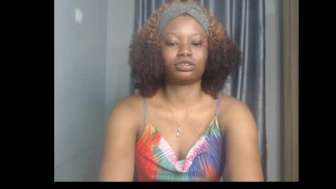 Snapshot of honey_juicydoll chatting on 07/14/26, 10:21 Sonia online show from 07/14/26, 10:21