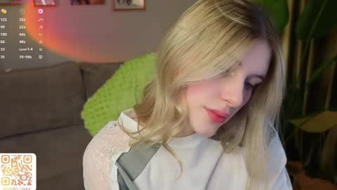 Lina online show from 03/13/26, 12:34