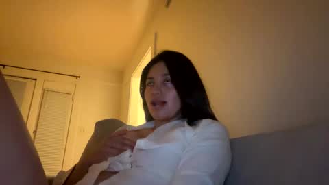 Snapshot of honey_laila chatting on 02/16/25, 06:10 honey_laila online show from 02/16/25, 06:10