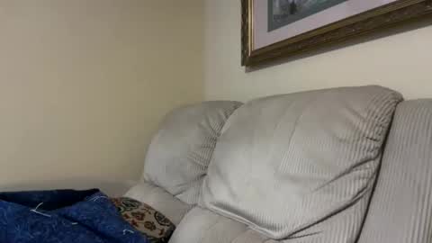 honey_man14 online show from 10/29/25, 02:36