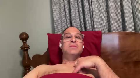 honey_man14 online show from 05/19/26, 02:51