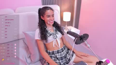 honey_sofii_ online show from 03/01/25, 06:00