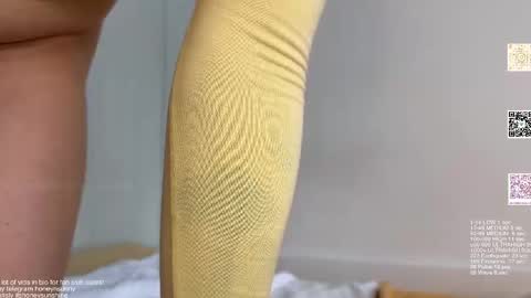 Snapshot of honey_sunshine chatting on 06/08/26, 02:39 Jenyanew vid how I squirt in forest in bio online show from 06/08/26, 02:39