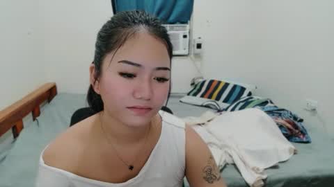 HoneyAfterDark  online show from 06/13/26, 10:02