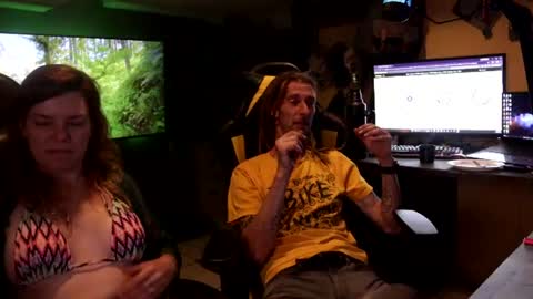 Honey and Bear online show from 06/27/26, 03:11