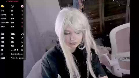 Honey Apple Alaska online show from 10/20/25, 10:32