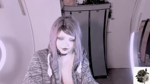 Snapshot of honeyapplealaska chatting on 06/14/26, 03:41 Honey Apple Alaska online show from 06/14/26, 03:41